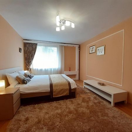 Apartament Central Piatra Neamt Luaran gambar